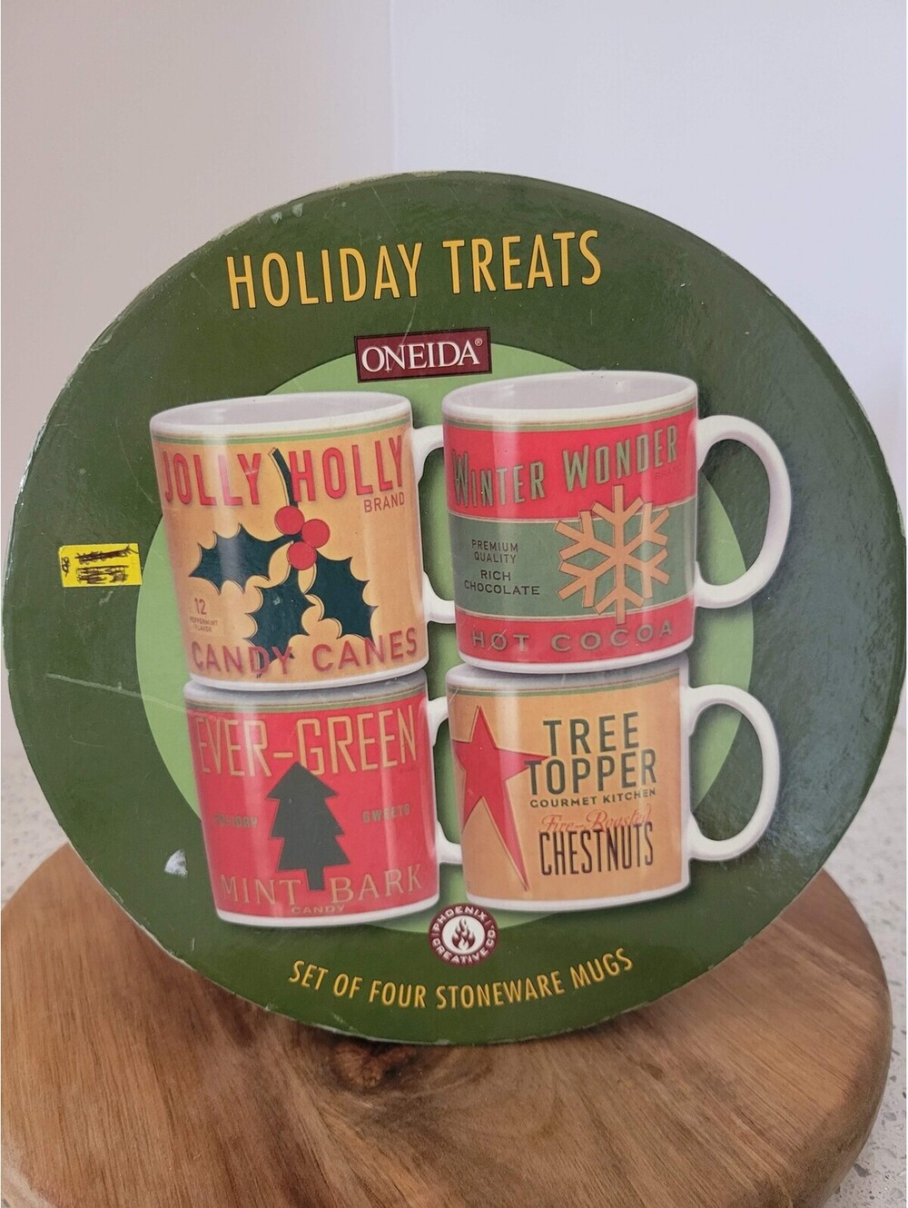 Vtg Oneida Holiday Treats Coffee Mugs Set Of 4 Stoneware Christmas Kitchen Decor